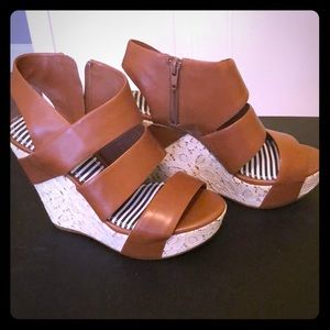 Ladies Platform Sandals